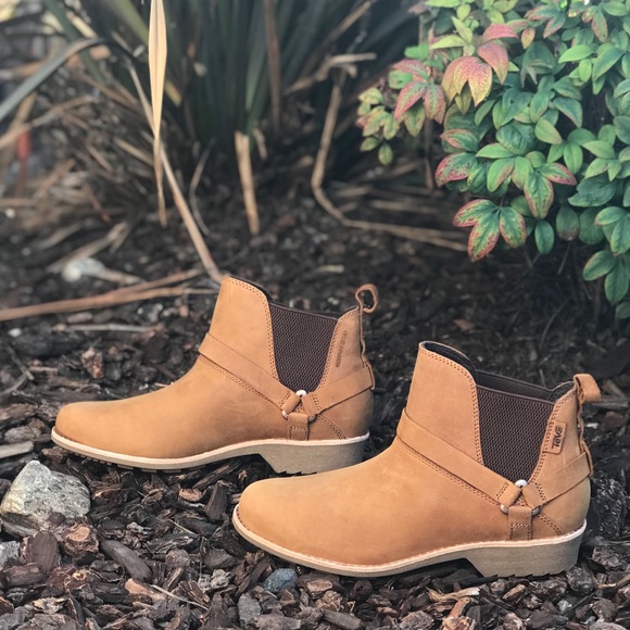 Teva De La Vina Dos Chelsea Boot -Pecan - Picture 2 of 7